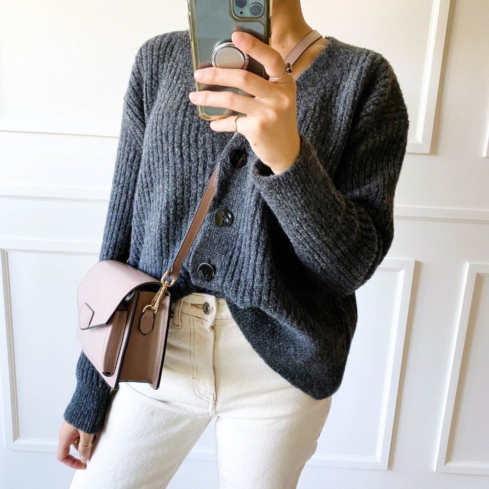 The Bobbi Leather Small Crossbody Bag - Pink - Picture 10 of 16